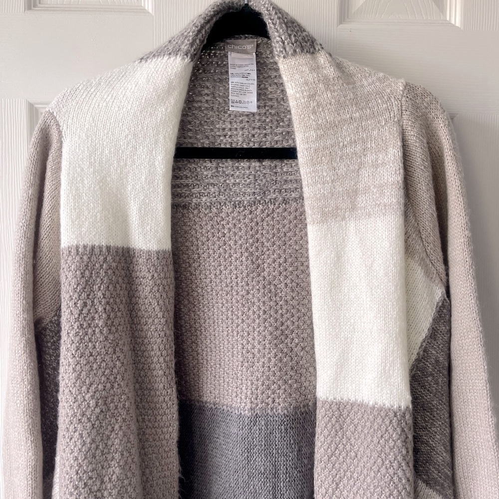 Chicos Petite Drape-Front Colorblock Cardigan | Size 2P (LP) - Picture 6 of 10